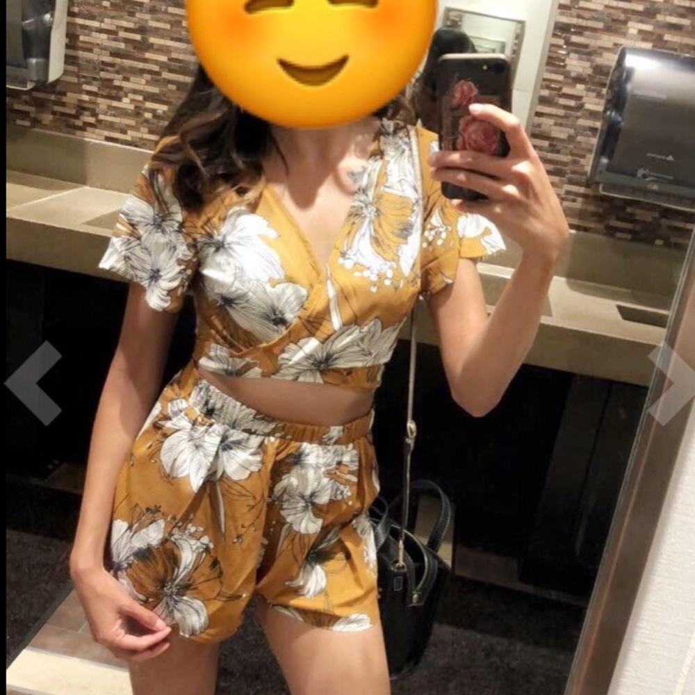2 piece top bottom set wrap crop high waist short